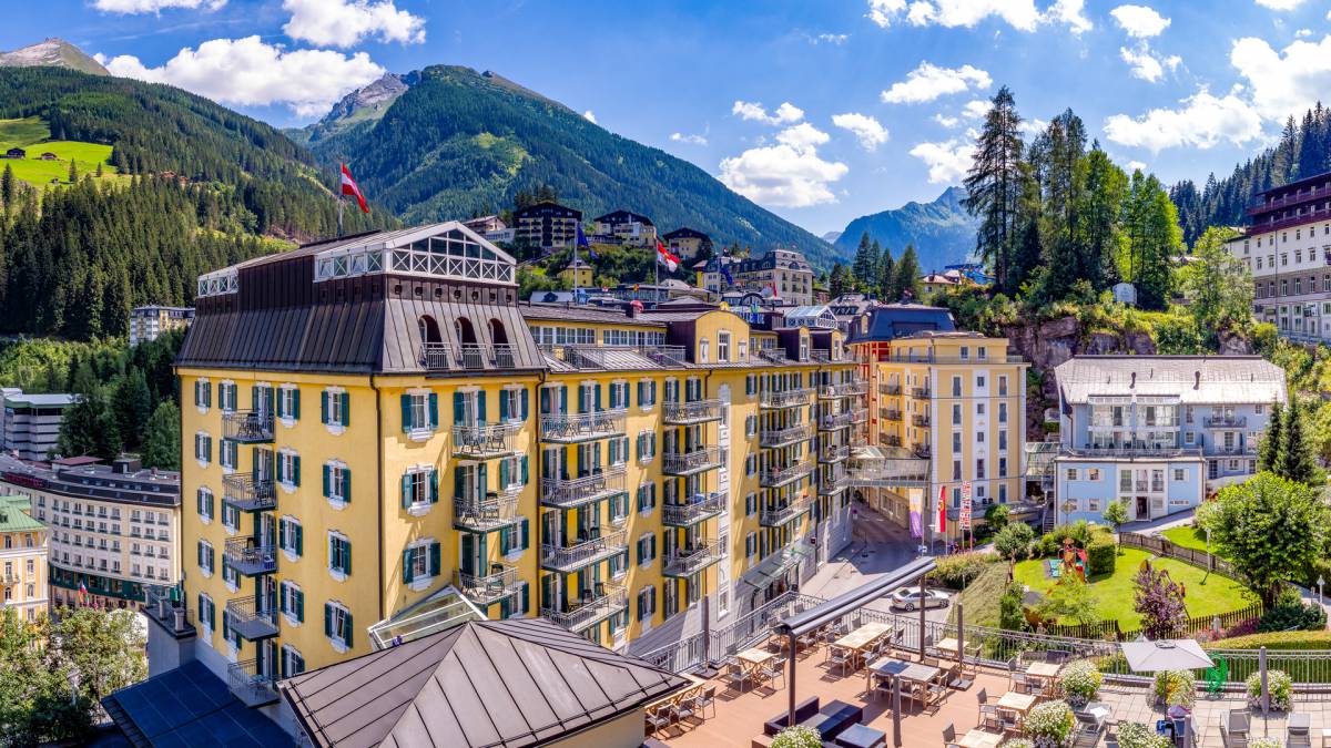 4 Sterne Hotel im malerischen Gasteinertal – Entdecken Sie alpinen Luxus